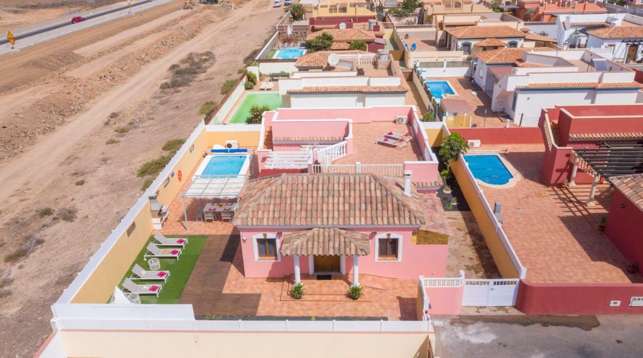 Villa Bella Lucia 3. Piscina Climatizada, Wifi, Bbq. Corralejo Exterior foto